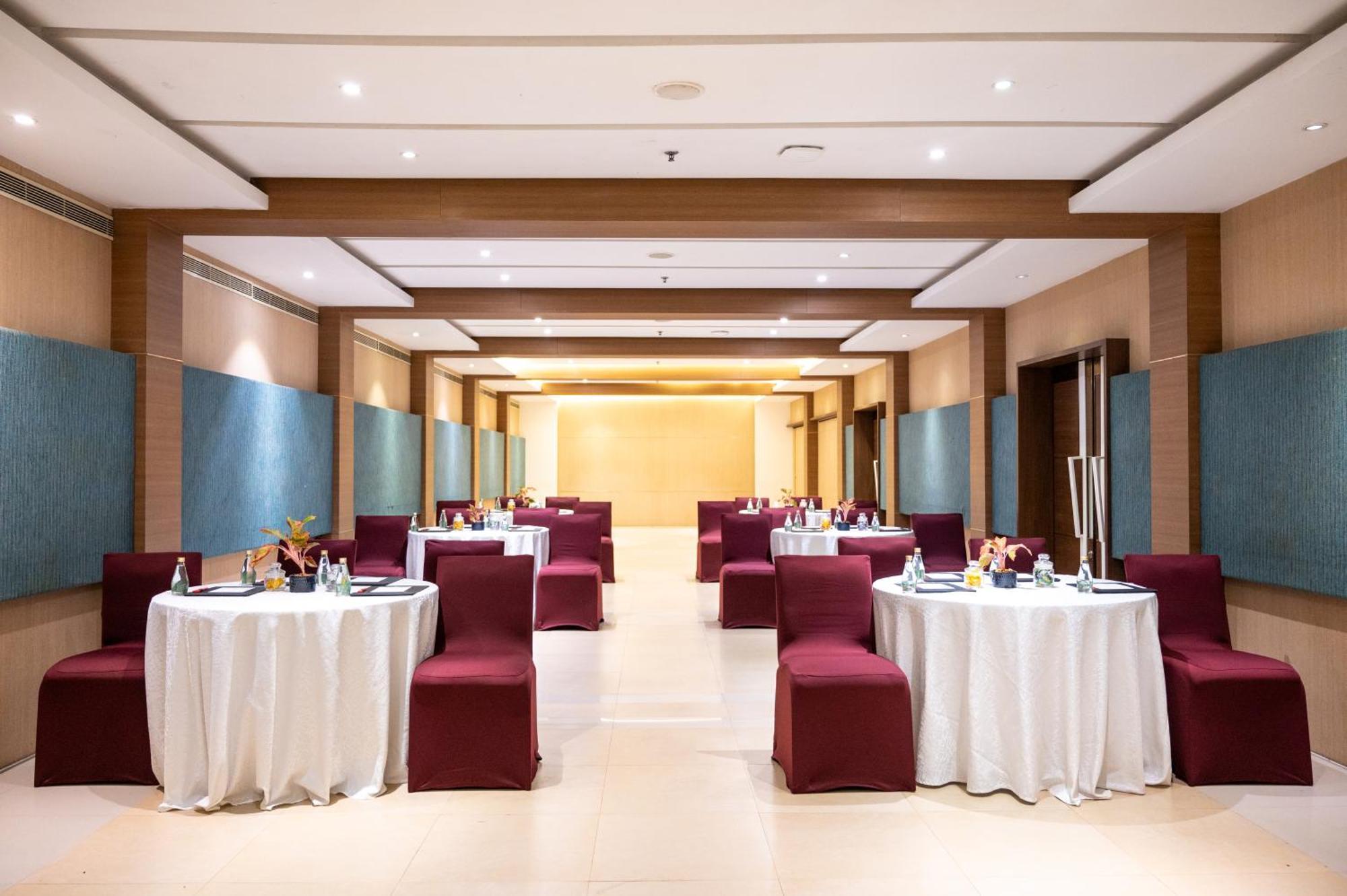 Grand Kakinada By Grt Hotels Ngoại thất bức ảnh