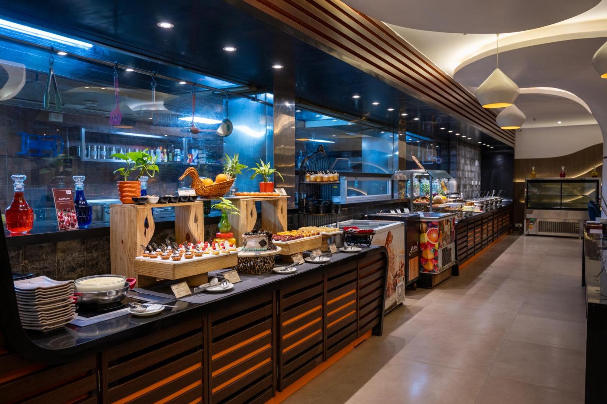 Grand Kakinada By Grt Hotels Ngoại thất bức ảnh