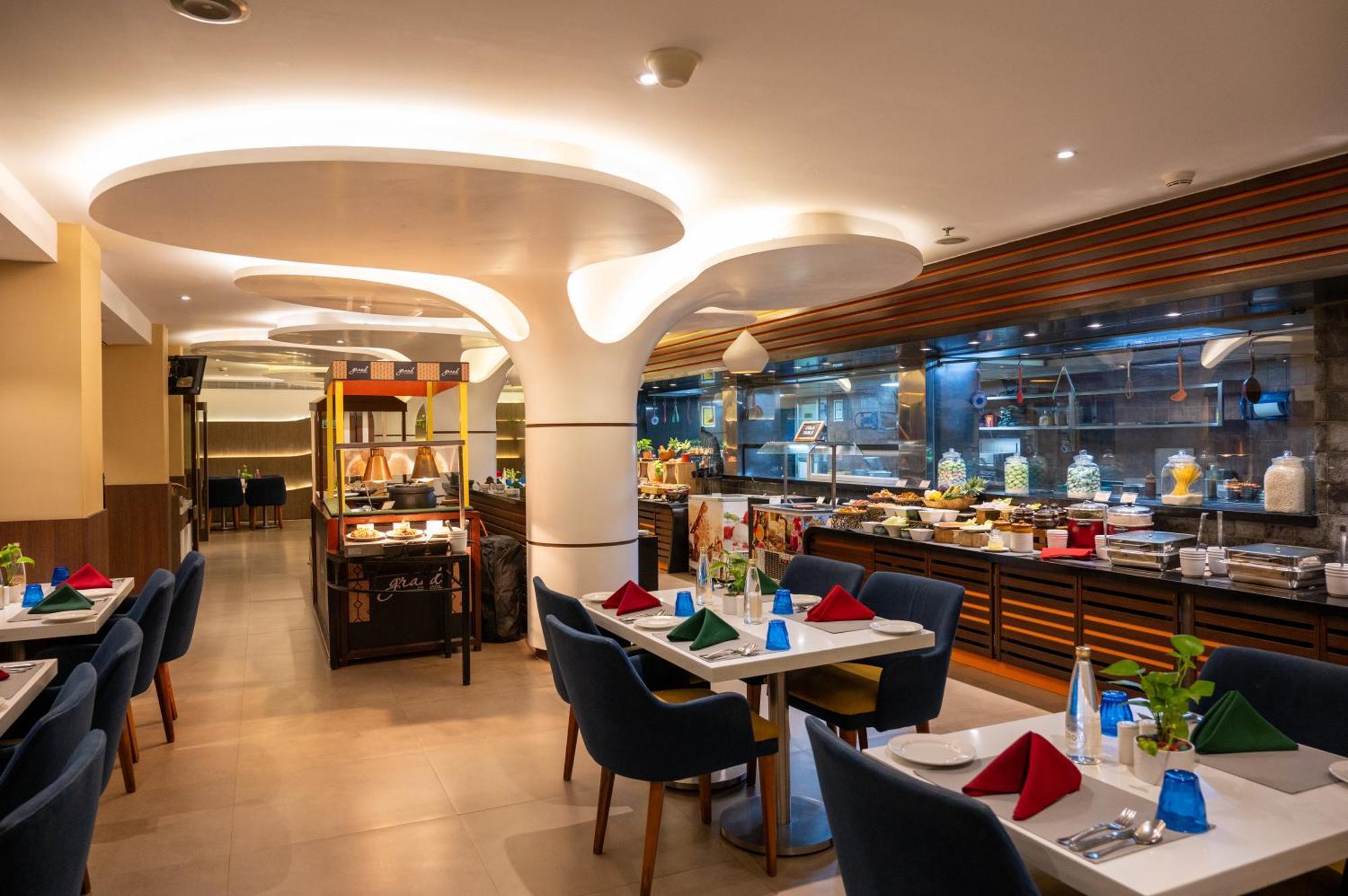 Grand Kakinada By Grt Hotels Ngoại thất bức ảnh