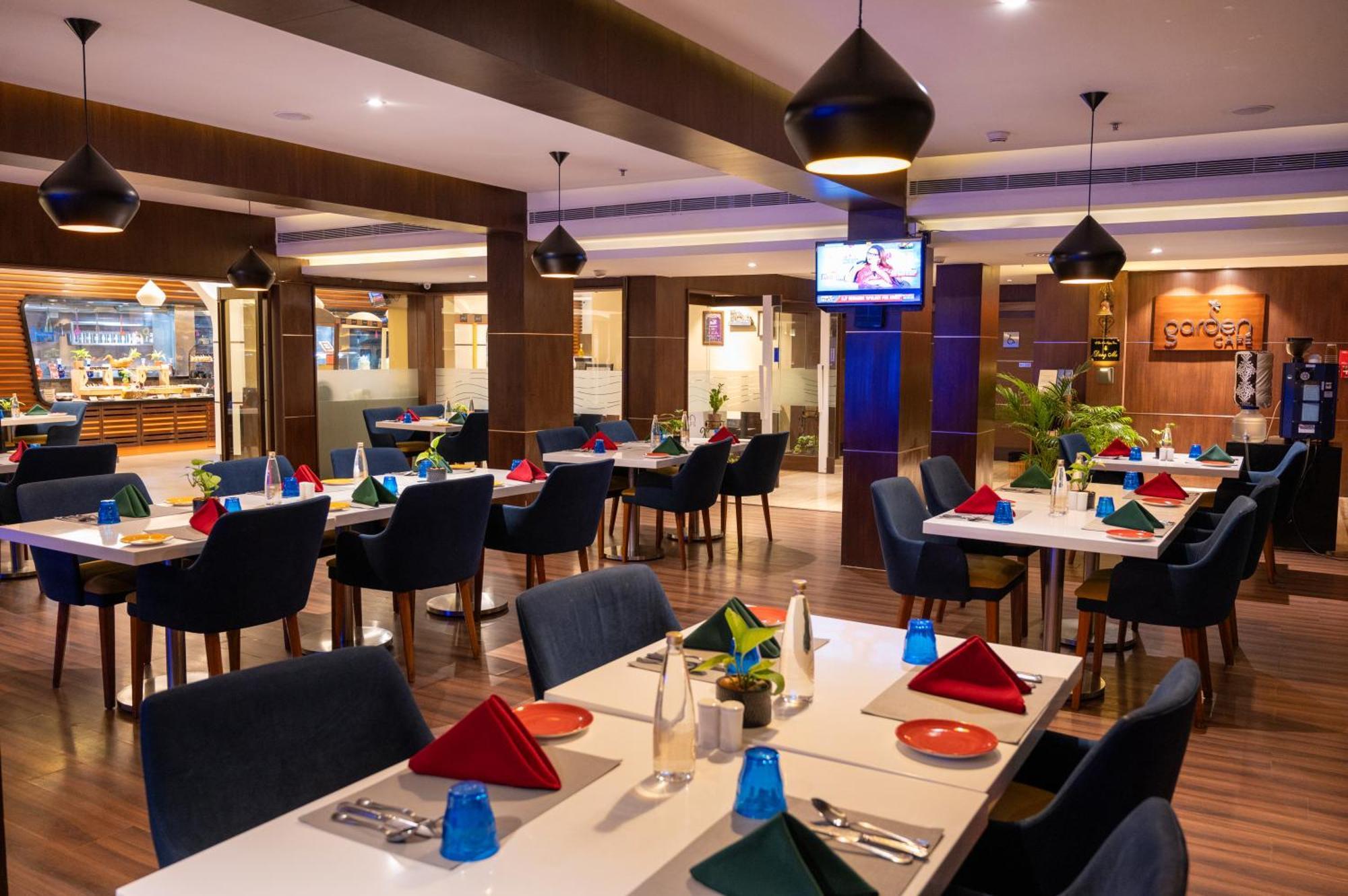 Grand Kakinada By Grt Hotels Ngoại thất bức ảnh