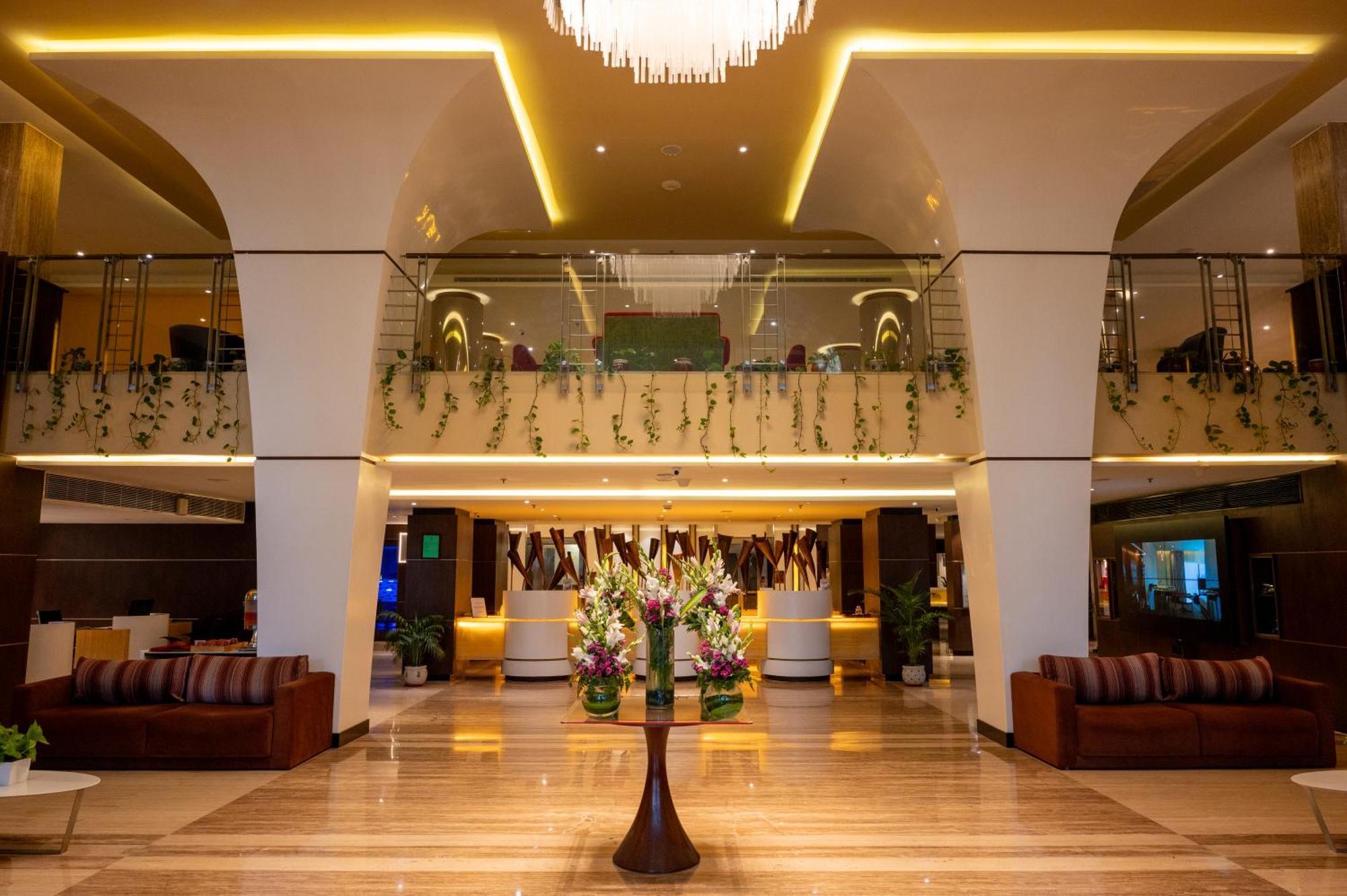 Grand Kakinada By Grt Hotels Ngoại thất bức ảnh