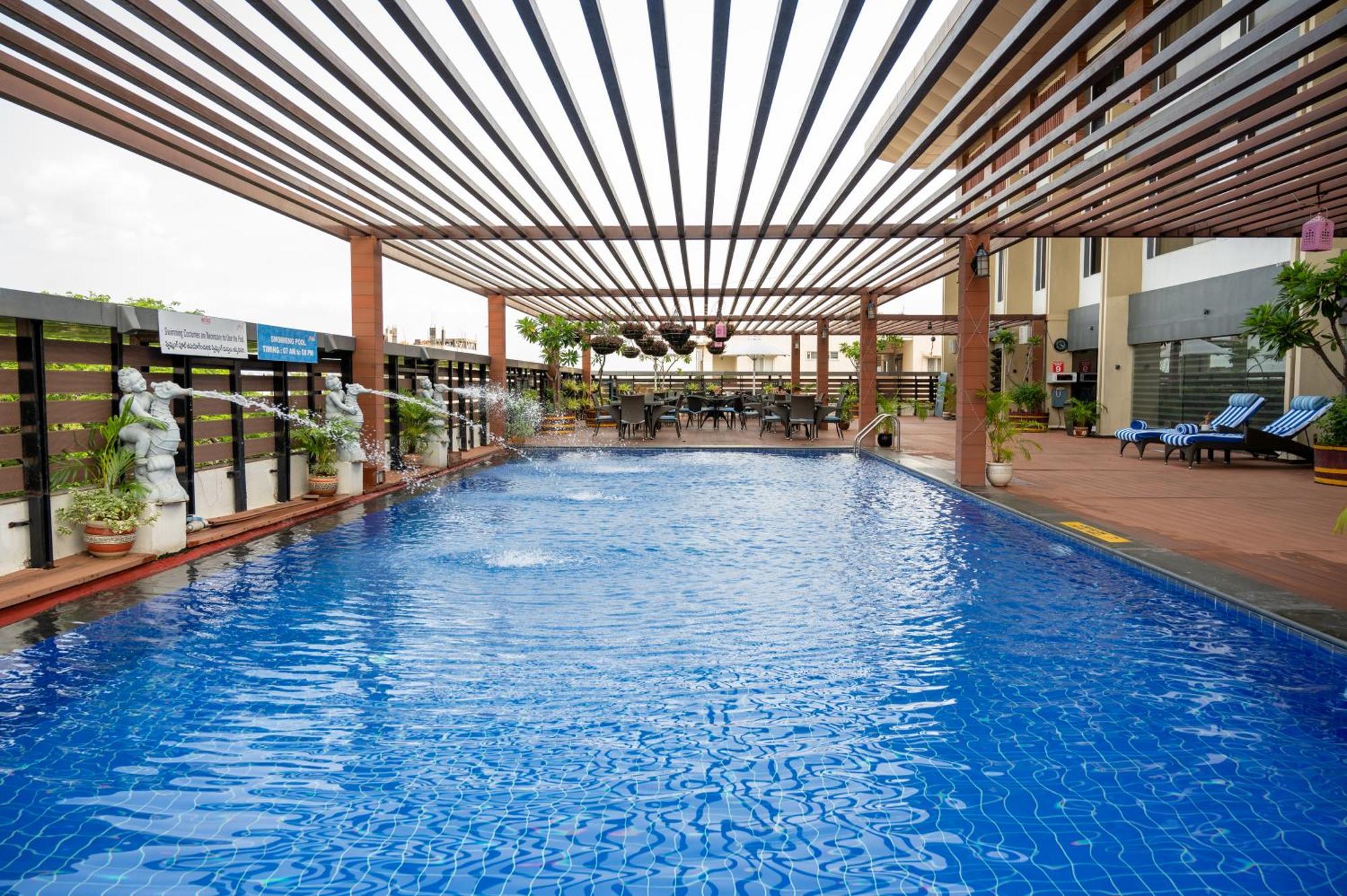 Grand Kakinada By Grt Hotels Ngoại thất bức ảnh