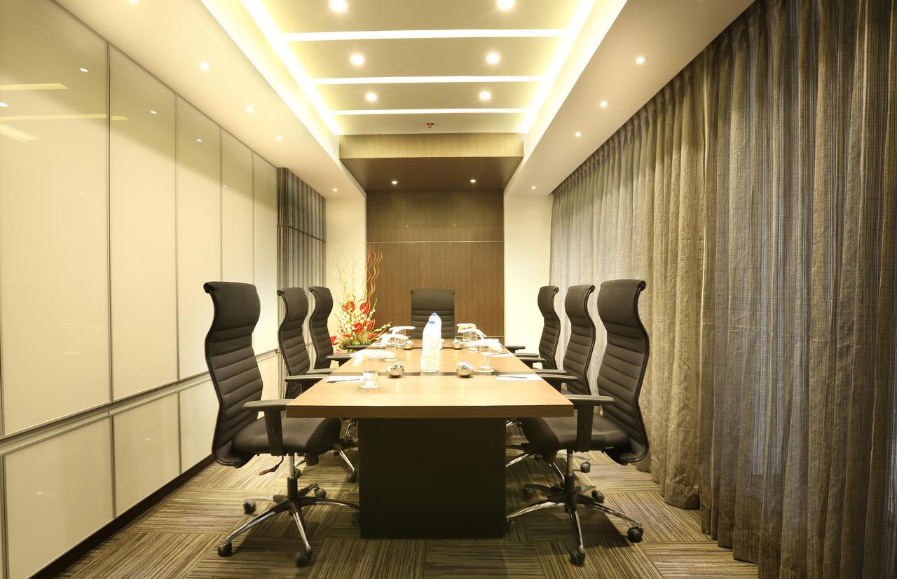 Grand Kakinada By Grt Hotels Ngoại thất bức ảnh
