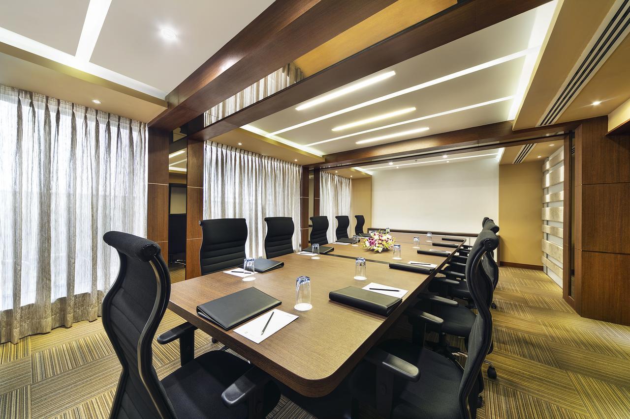 Grand Kakinada By Grt Hotels Ngoại thất bức ảnh